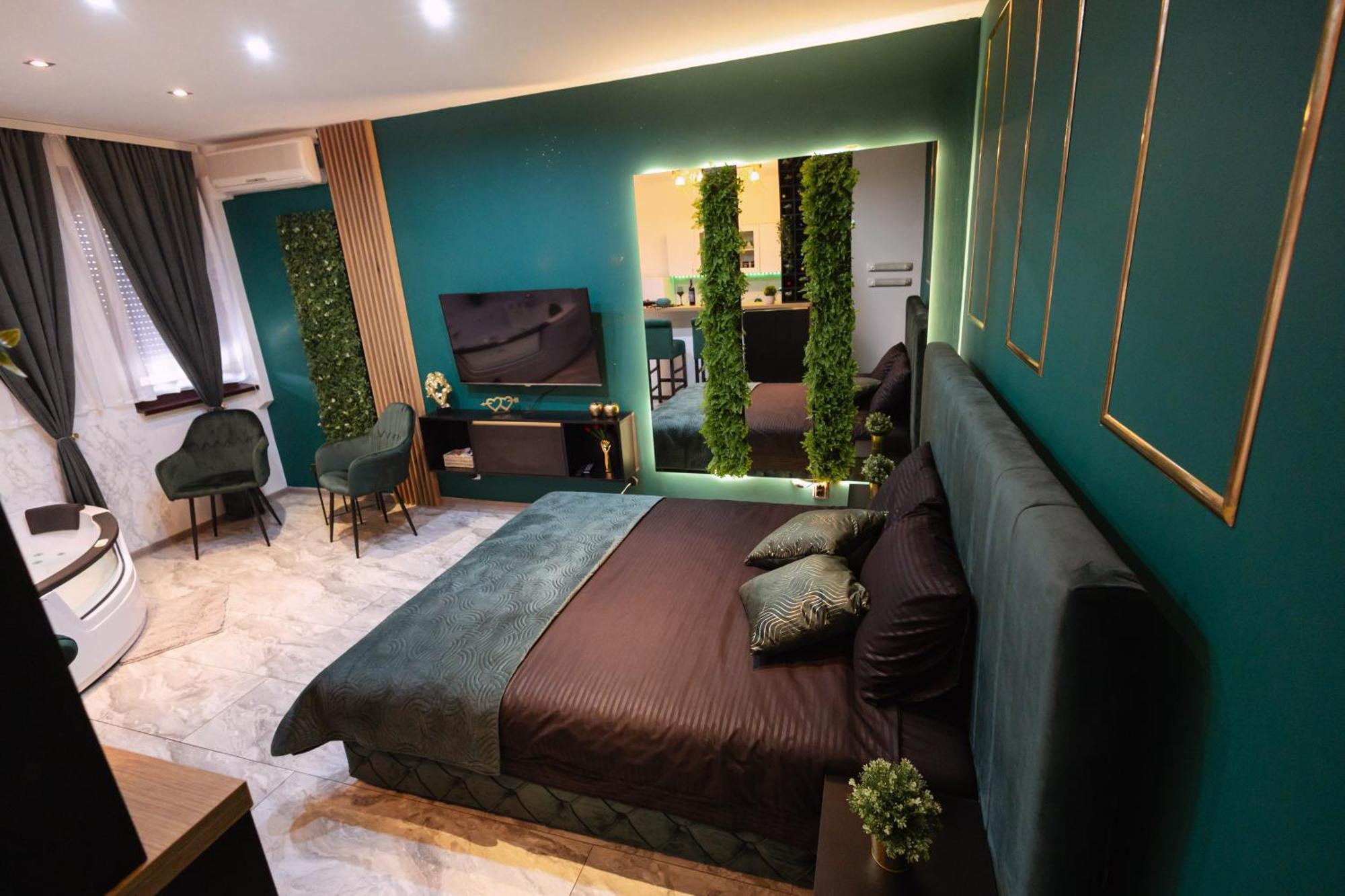 Spanish Apartman 2. Luaran gambar